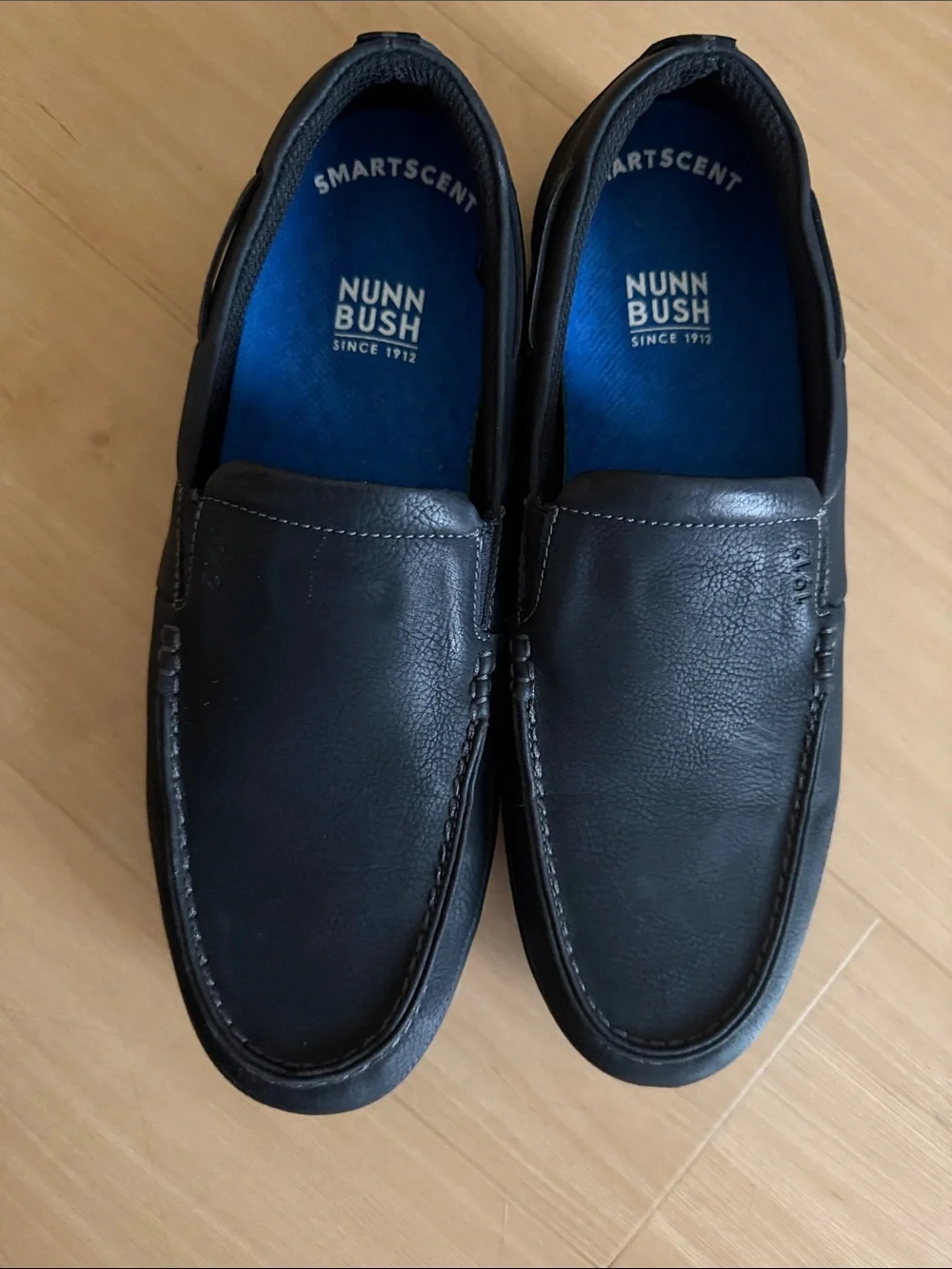 NIN BUSH MENS SANTO MOCCASIN TOE SLIP ON CASUAL LIGHTWEIGHT BLACK SHOE SIZE 9.5